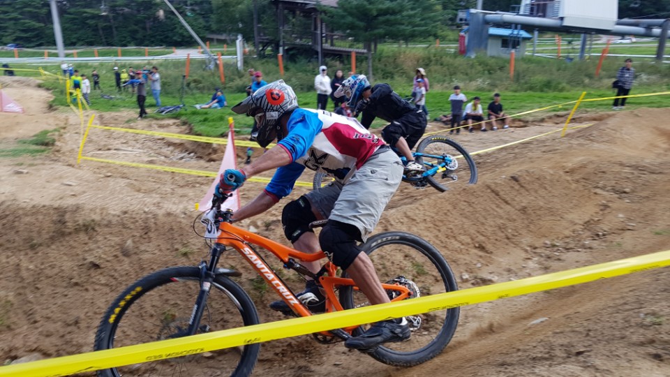 iGuideKorea_mountain_bike_team_yongpyong